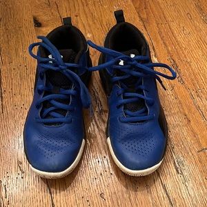 Under Armour boys shoes